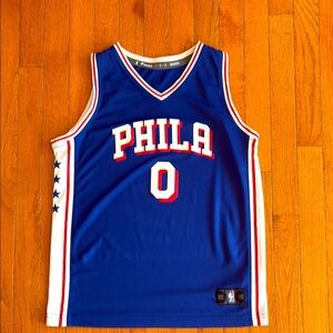 Philadelphia 76ers youth Tyrese Maxey jersey. Excellent condition. Size large